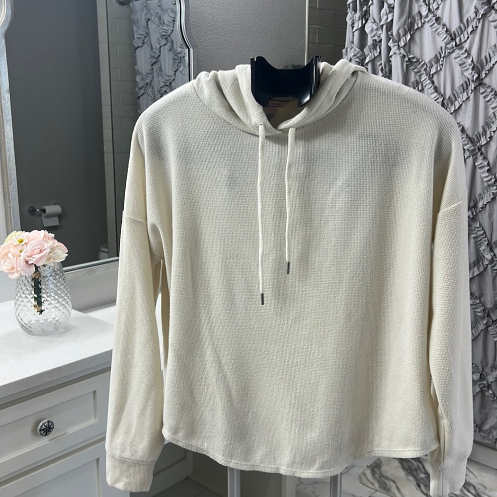Victoria Secret Lounge Top
